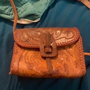 Vintage crossbody/shoulder bag in great condition